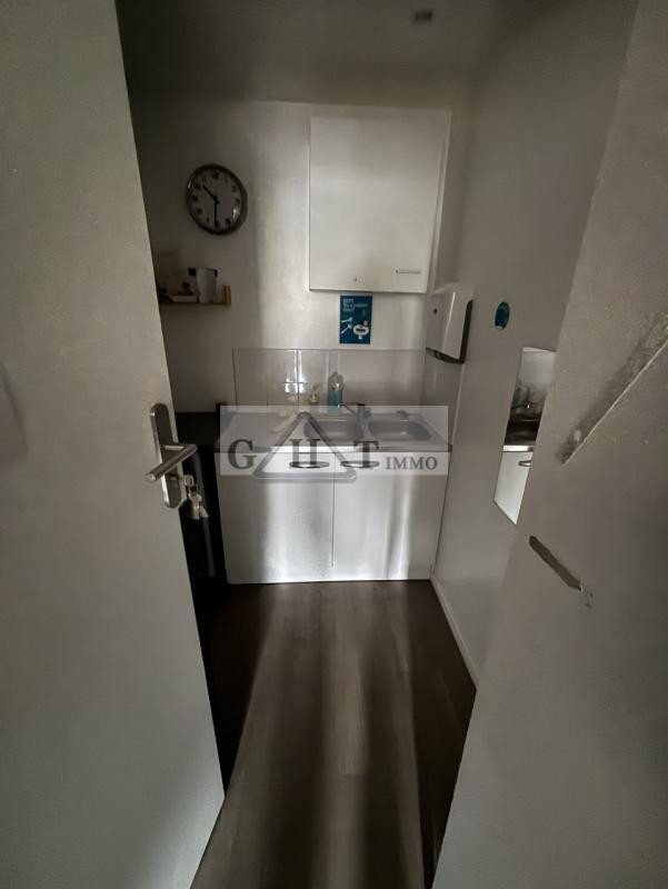 Local commercial - 133 m²