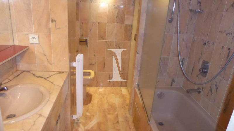 Appartement - 107 m² - 4 pièces