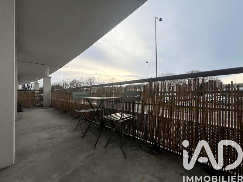 Appartement - 99 m² - 5 pièces