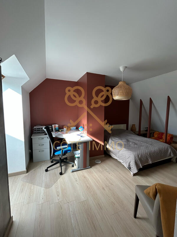 Maison - 130 m² - 6 pièces