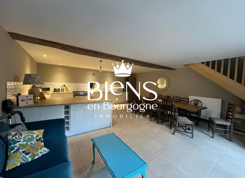 Maison ancienne - 225 m² - 8 pièces