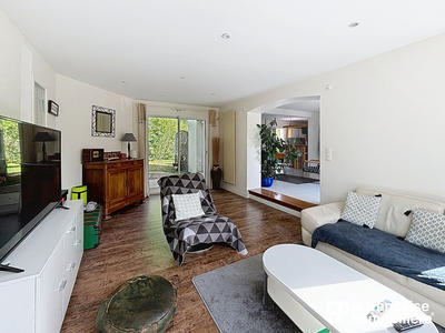 Maison - 122 m² - 7 pièces