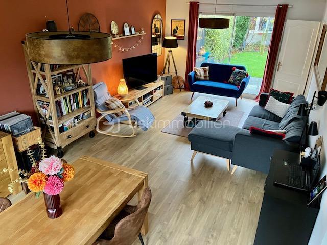 Maison - 121 m² - 5 pièces