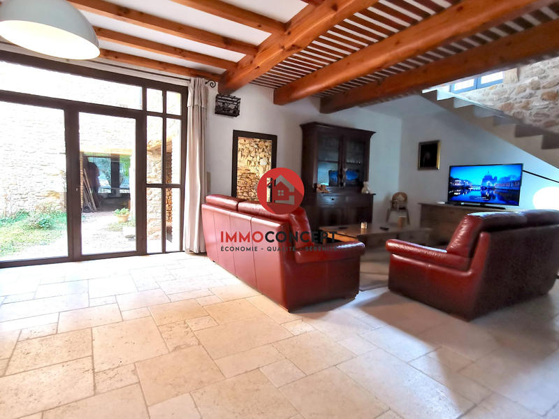 Mas - 270 m² - 7 pièces