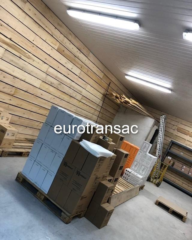 Fonds de commerce - Local d'activité / Entrepôt - 67 m²