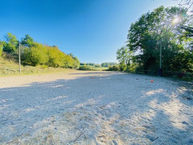 Maison de domaine équestre - 100 m² - 8 pièces