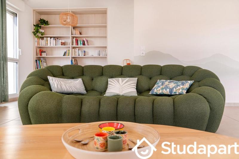 Appartement - 100 m² - 4 pièces