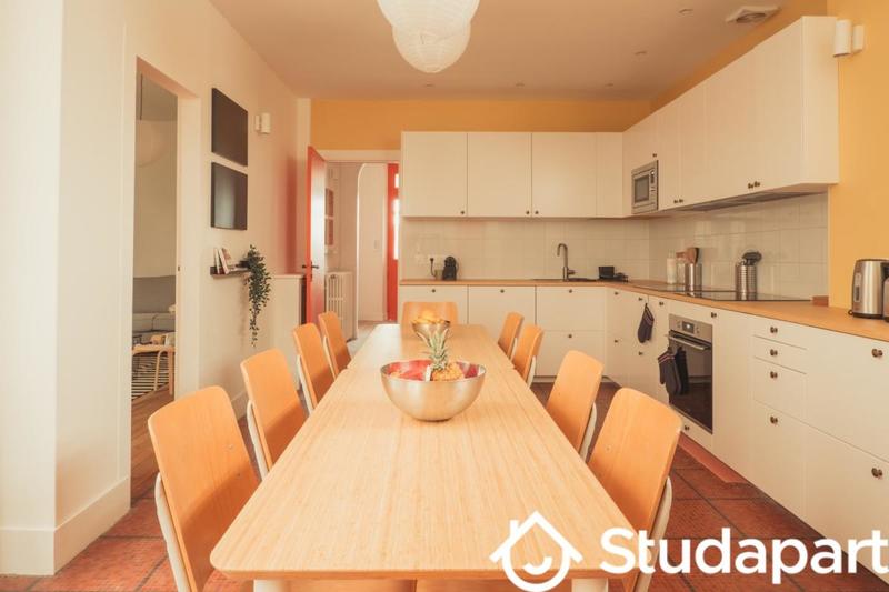 Chambre - 9 m² - 1 pièce