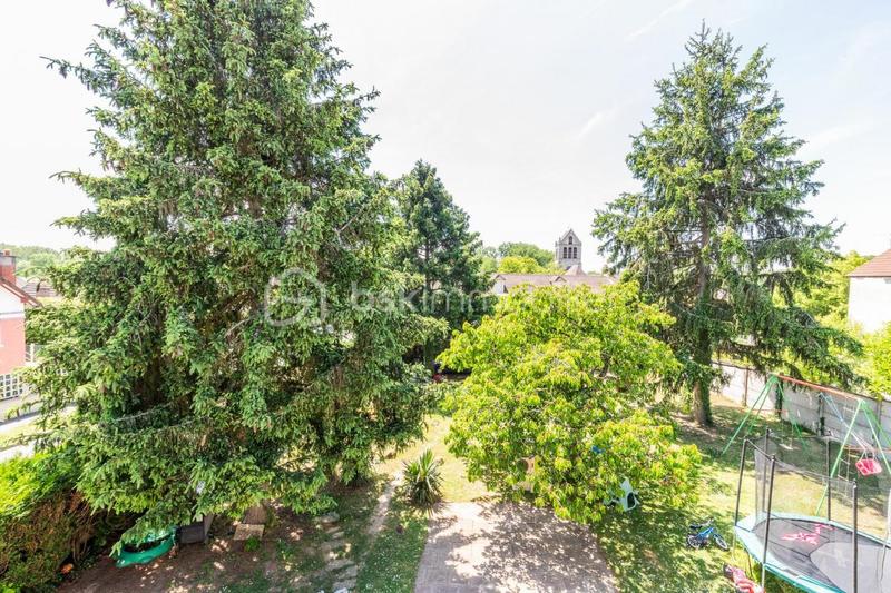 Maison - 105 m² - 6 pièces