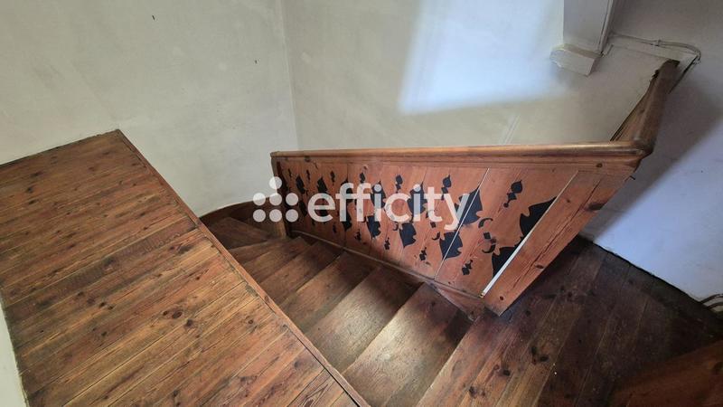 Maison - 100 m² - 7 pièces