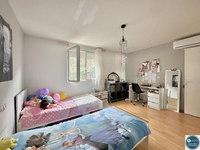 Maison - 105 m² - 5 pièces