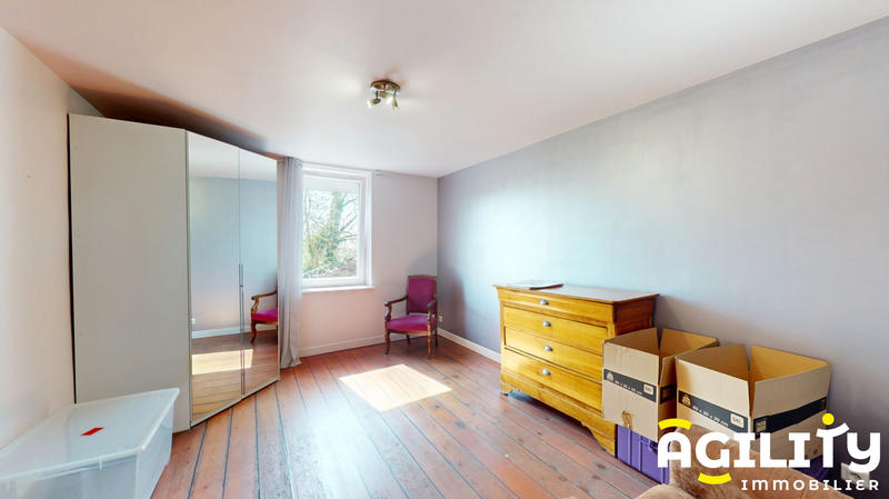 Maison - 272 m² - 7 pièces