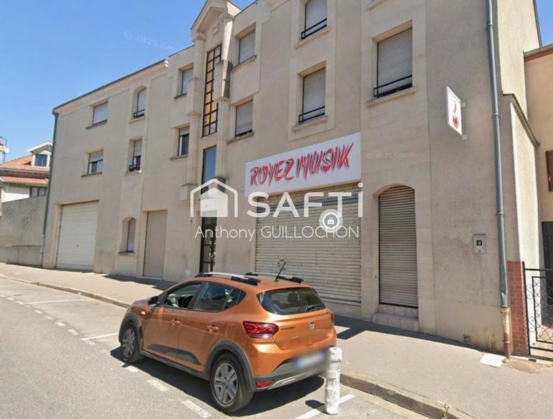 Local commercial - 638 m² - 8 pièces