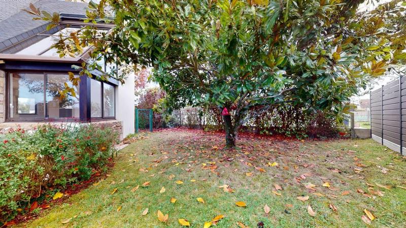 Maison - 182 m² - 7 pièces