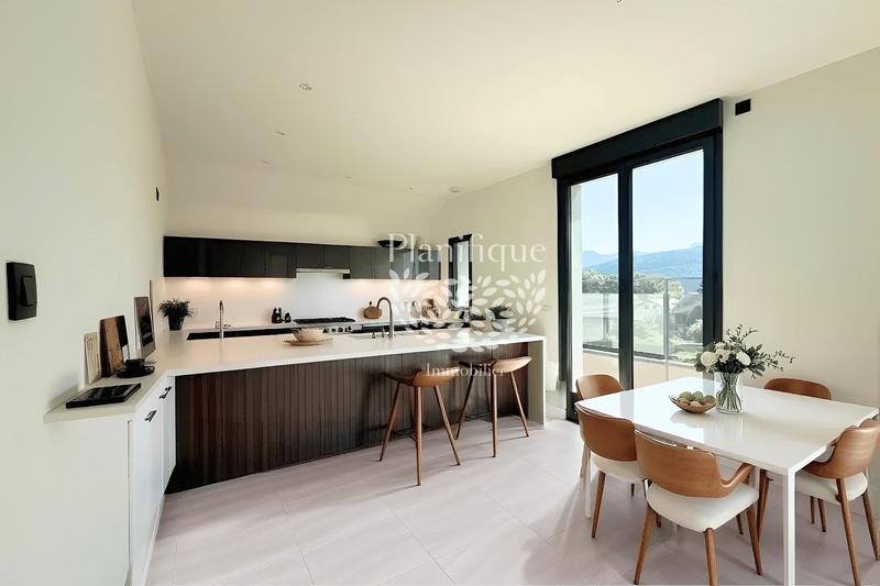 Appartement - 125 m² - 4 pièces