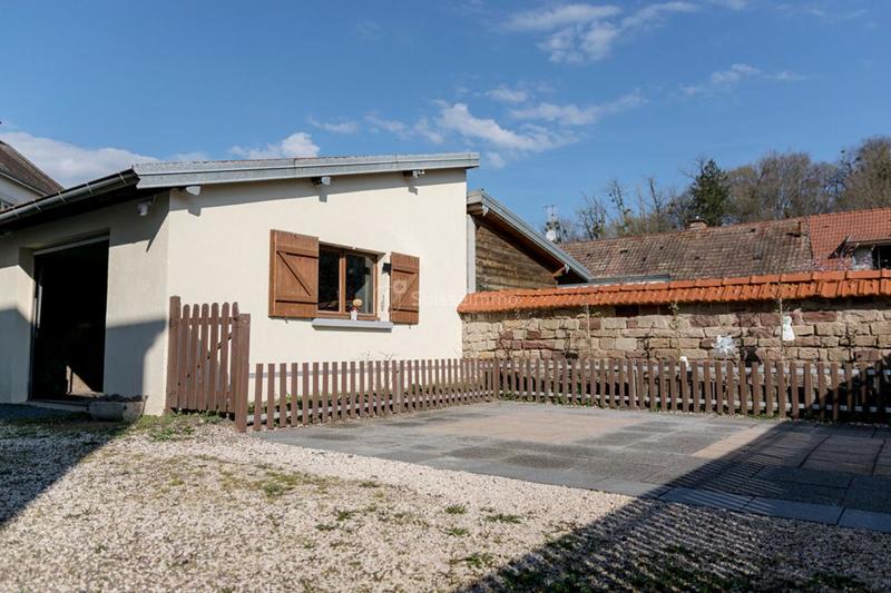 Immeuble - 154 m² - 7 pièces