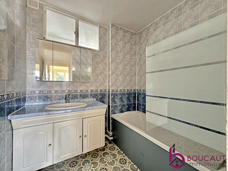 Appartement - 70 m² - 4 pièces