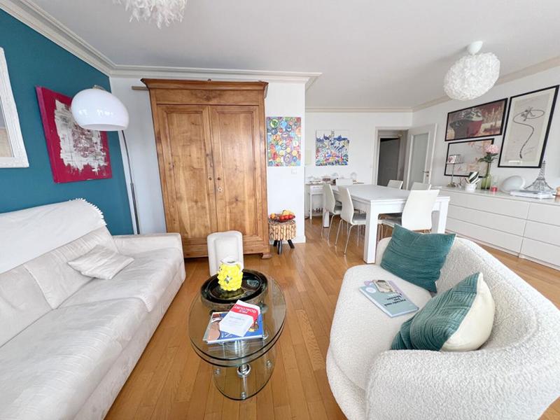 Appartement - 100 m² - 5 pièces