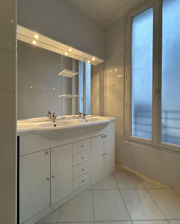 Appartement - 76 m² - 3 pièces