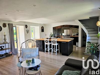 Maison - 140 m² - 6 pièces