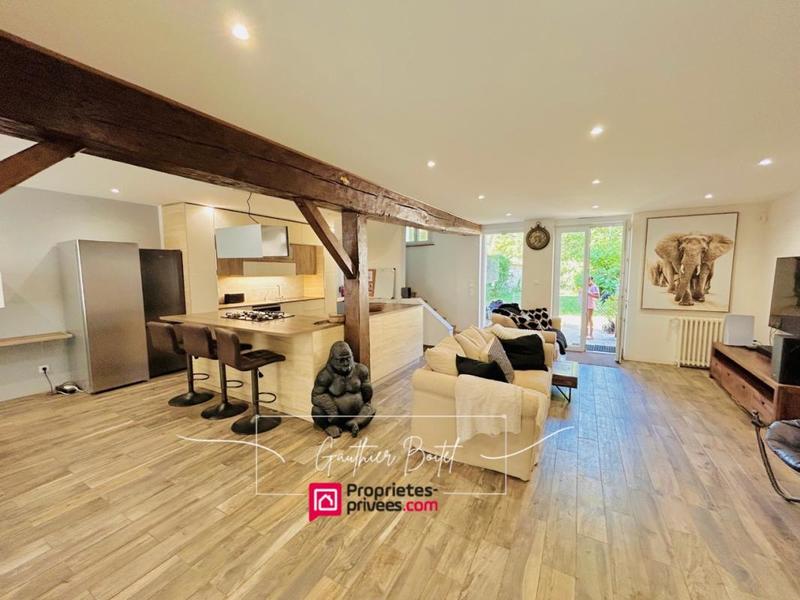 Maison - 167 m² - 8 pièces