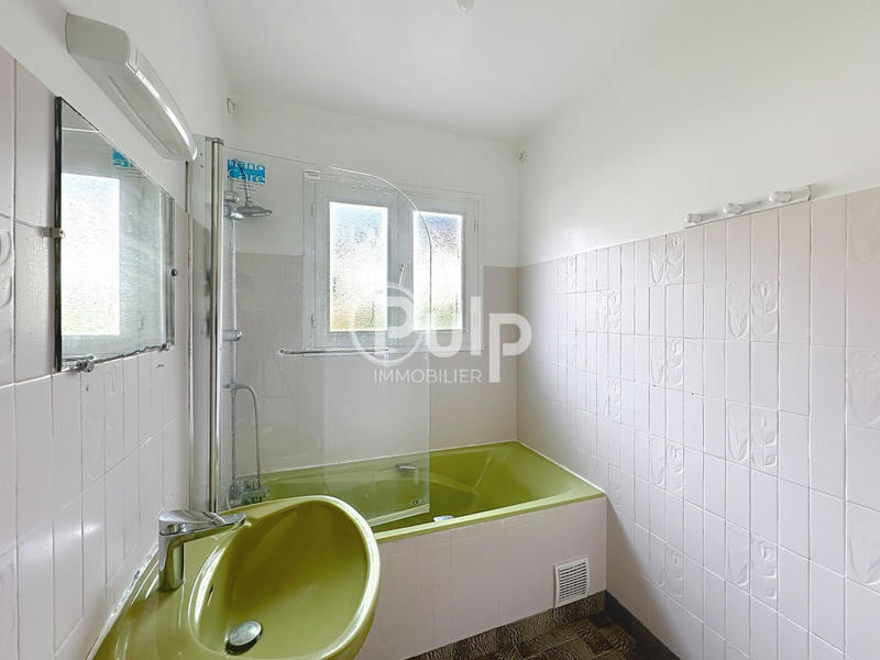 Maison - 83 m² - 5 pièces