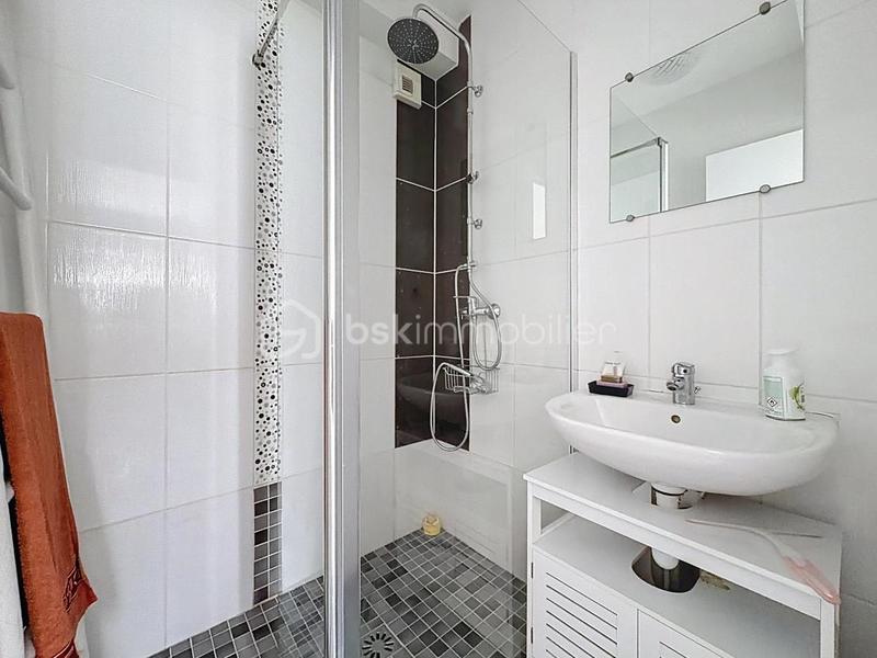 Maison - 105 m² - 6 pièces