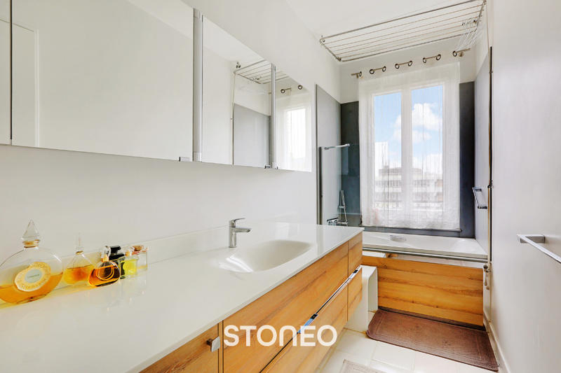 Appartement ancien - 163 m² - 8 pièces