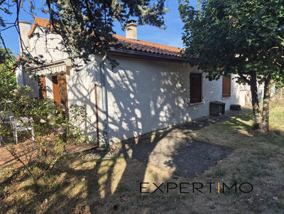 Maison - 93 m² - 4 pièces