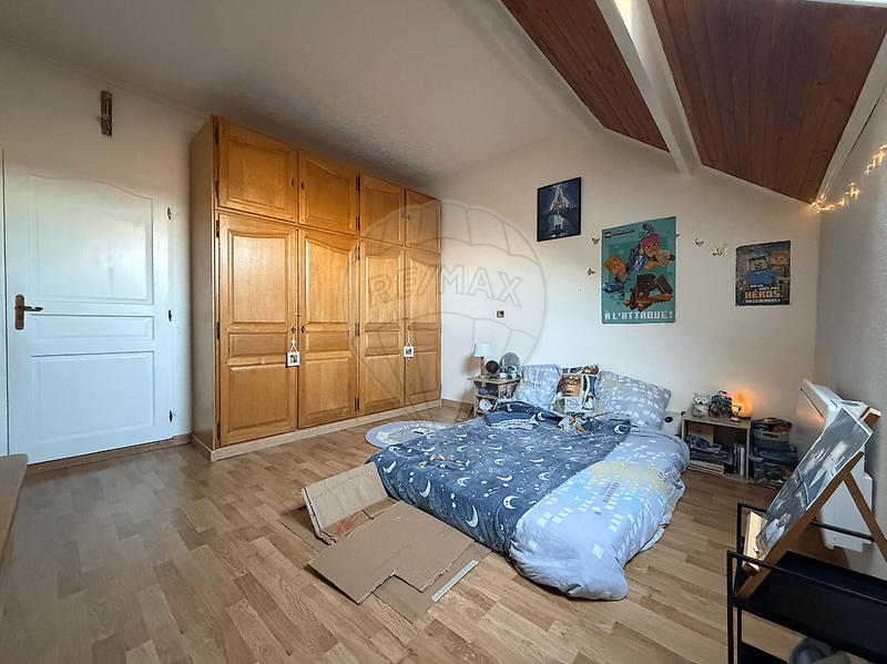 Maison - 151 m² - 6 pièces
