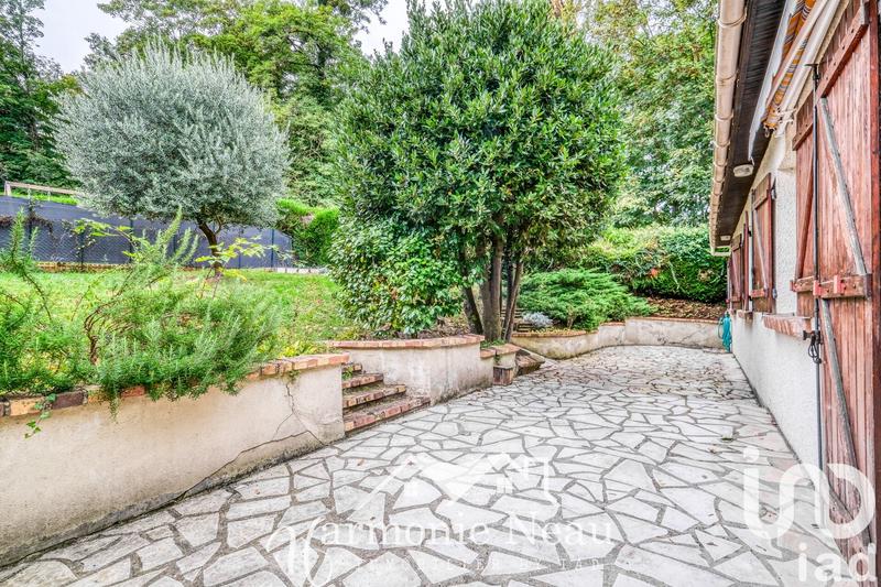 Maison - 179 m² - 9 pièces