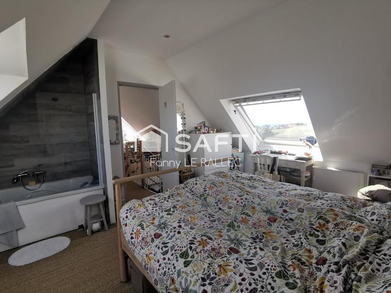 Maison - 180 m² - 7 pièces