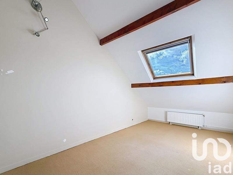 Maison - 201 m² - 7 pièces