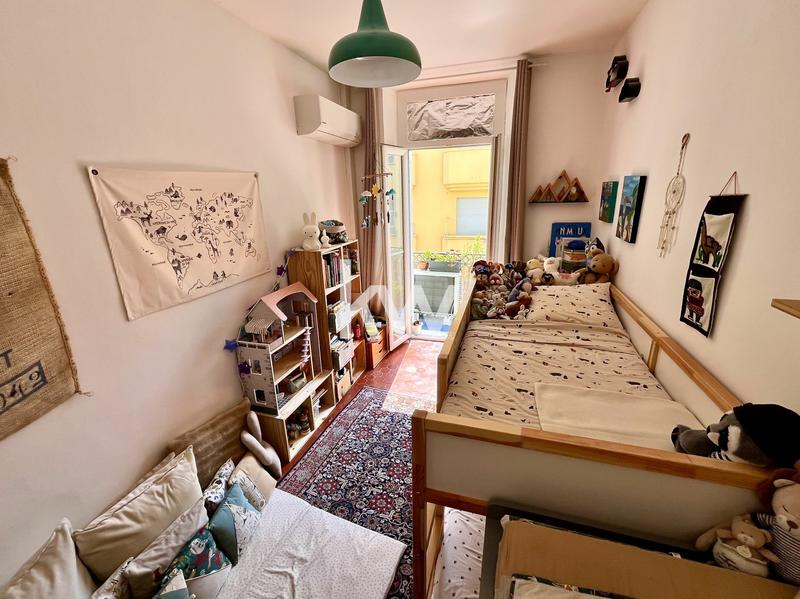 Appartement - 92 m² - 3 pièces