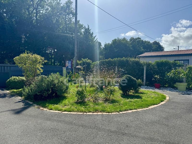 Maison - 180 m² - 6 pièces