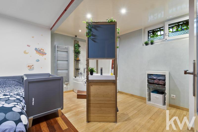 Appartement - 85 m² - 4 pièces