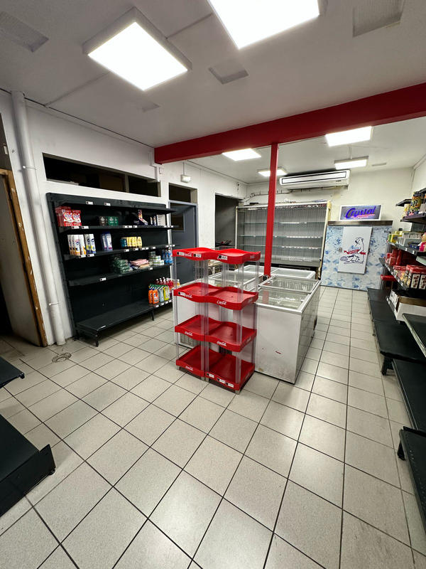 Fonds de commerce - Magasins - 100 m²