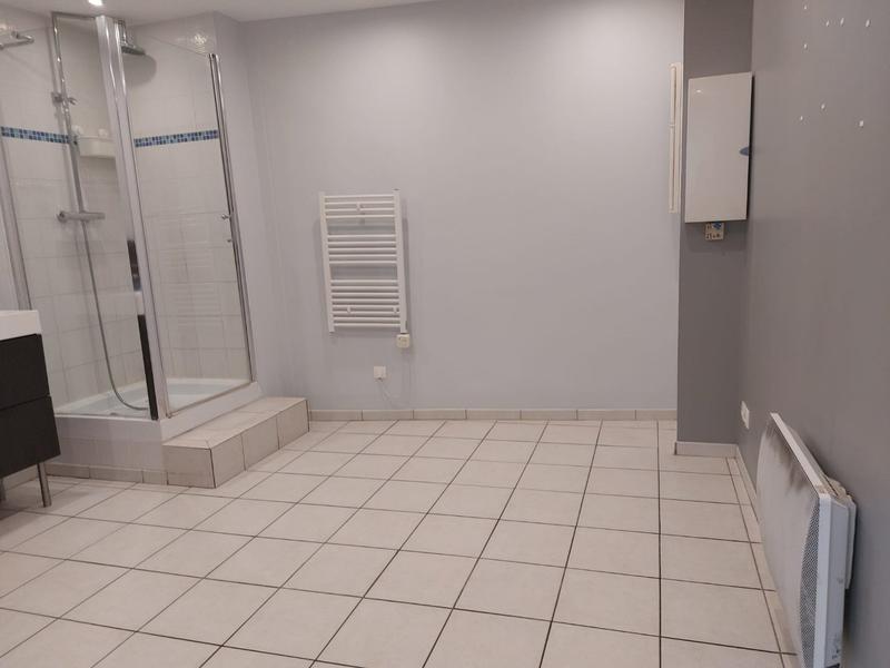 Local d'activités - 168 m² - 5 pièces