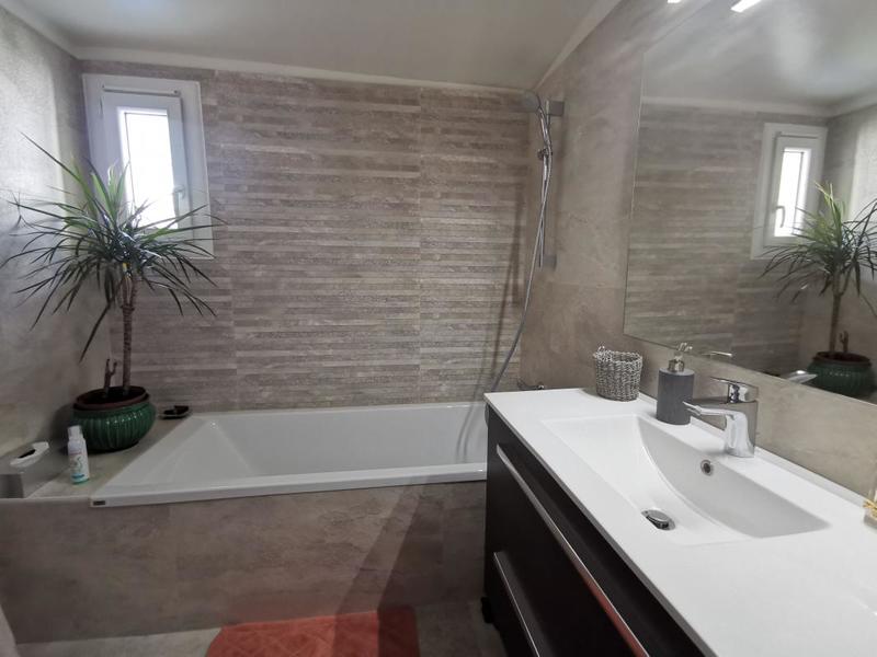 Maison - 139 m² - 6 pièces