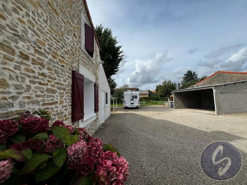 Maison - 167 m² - 7 pièces