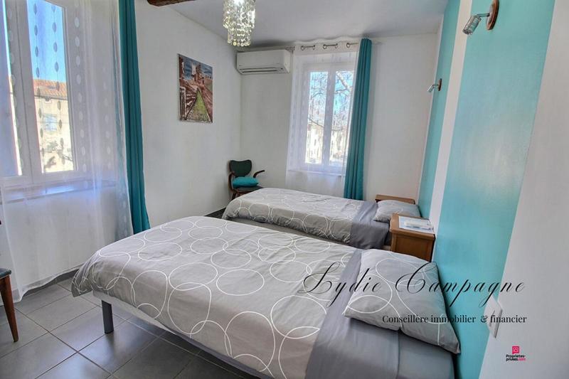 Propriété - 156 m² - 6 pièces