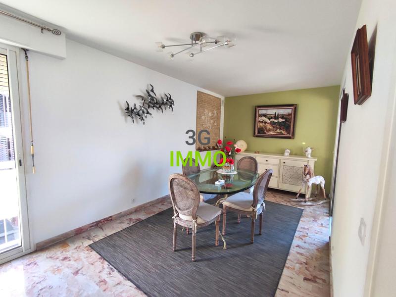 Appartement - 103 m² - 5 pièces