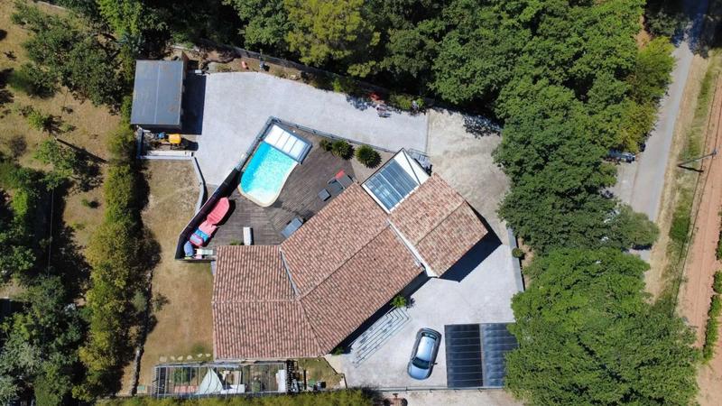 Maison - 143 m² - 5 pièces