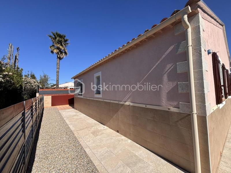 Villa - 80 m² - 4 pièces