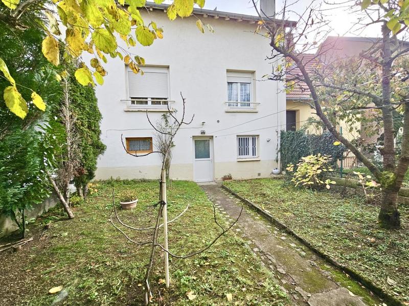 Maison - 115 m² - 7 pièces