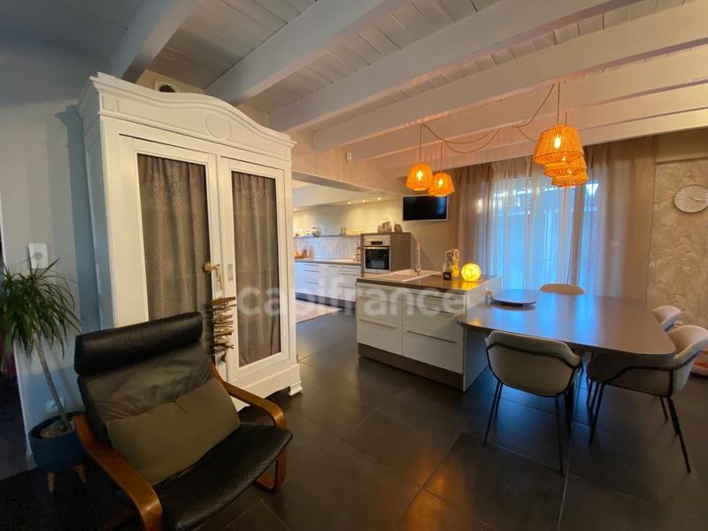 Maison - 127 m² - 6 pièces