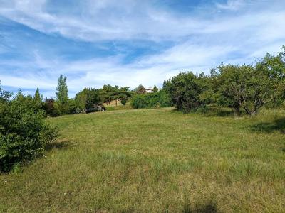 Terrain constructible - 1 501 m²