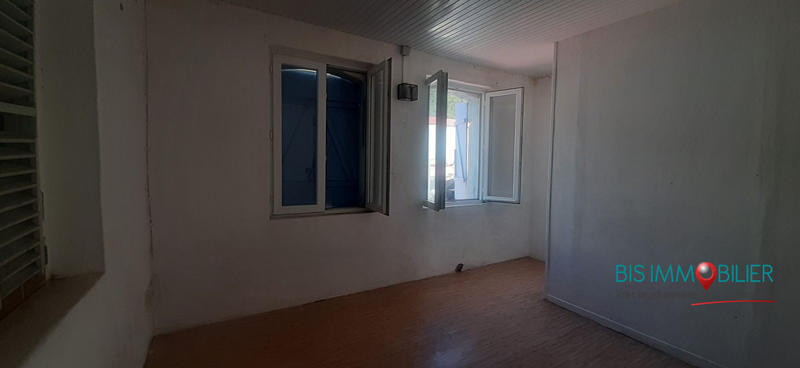 Local commercial - 115 m² - 4 pièces