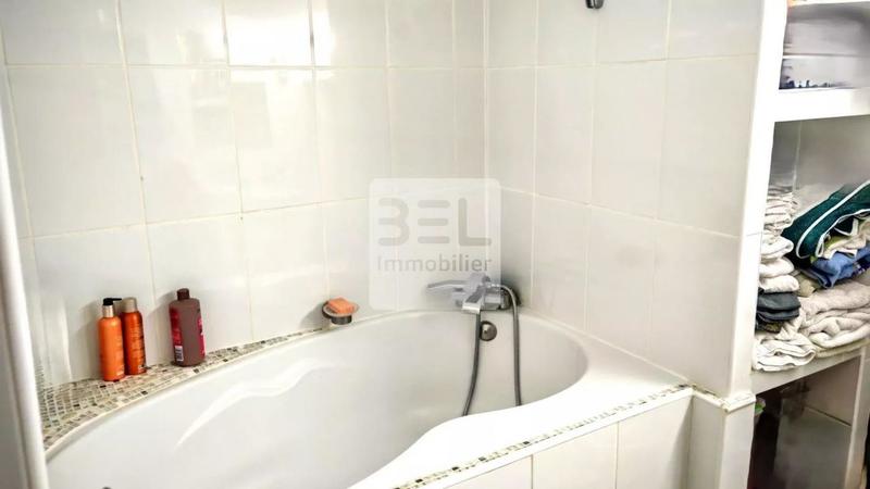 Appartement - 115 m² - 4 pièces