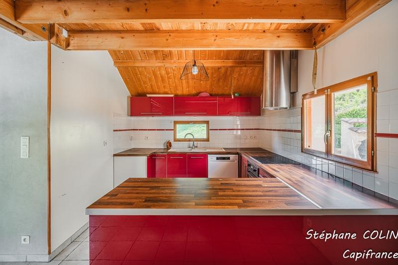 Maison - 183 m² - 8 pièces